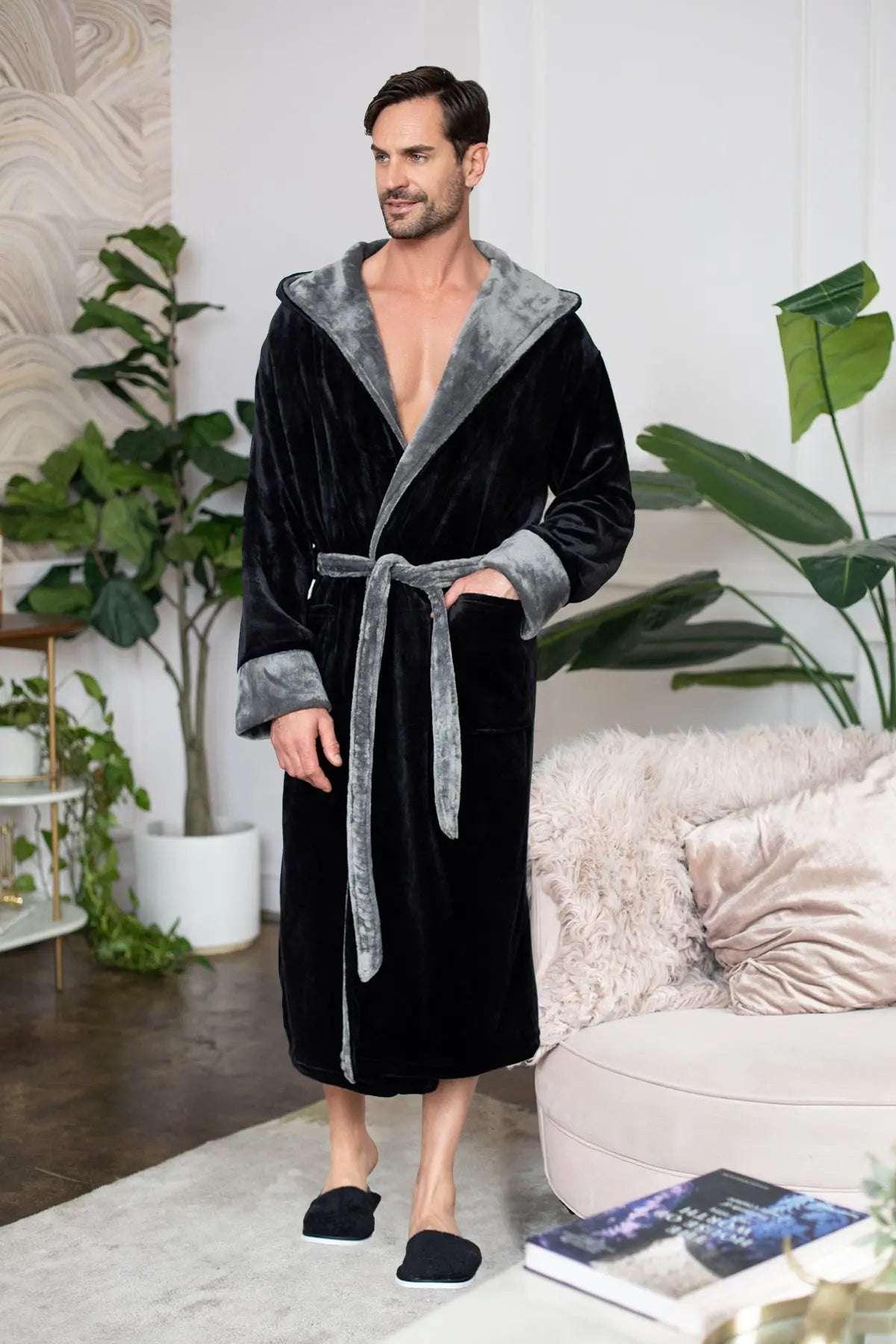 Men’s Robe with Hood – Ultra-Soft Plush Comfort for Everyday Use