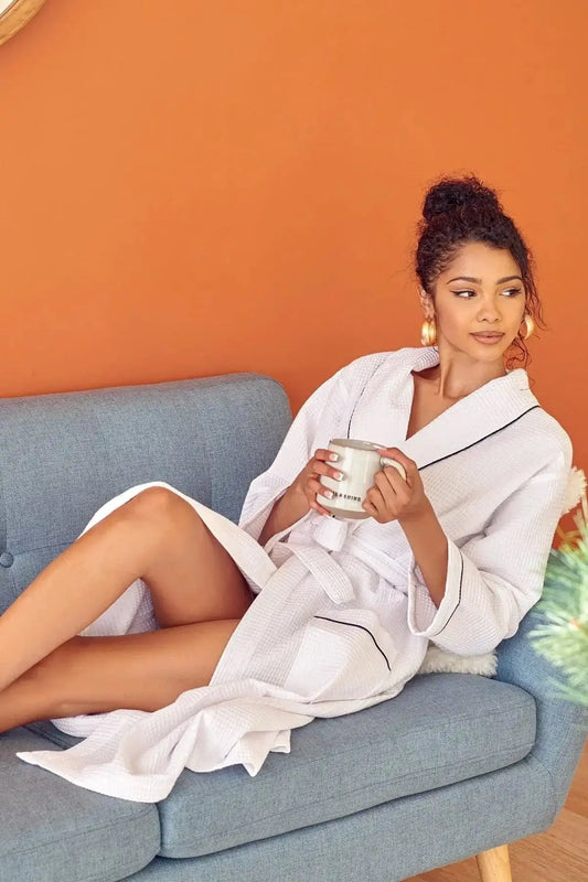 Women’s Waffle Piping Bathrobe – Lightweight Spa-Style Comfort